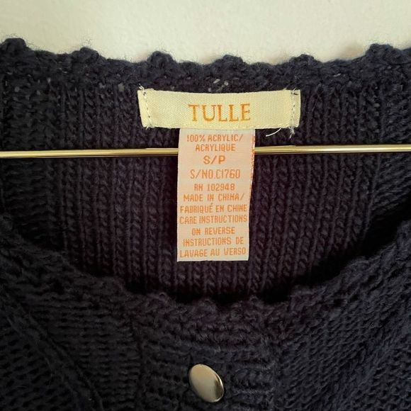 TulleāNavy ButtonĀ UpāCardigan - Picture 7 of 8